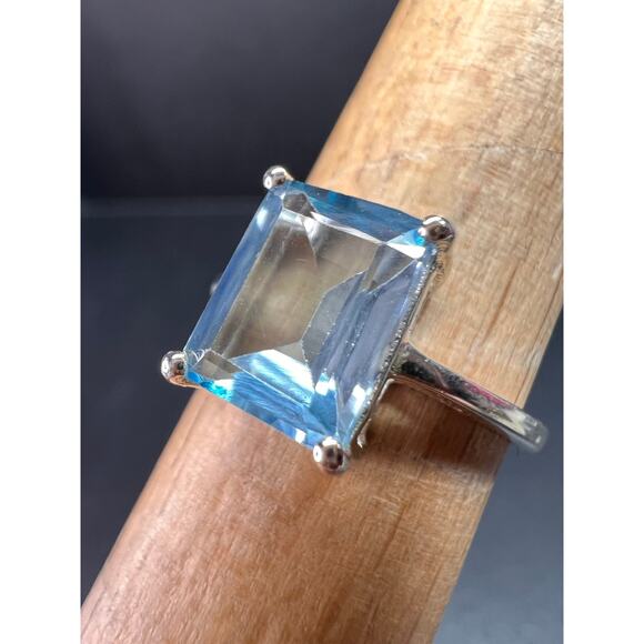 Blue topaz emerald cut sterling silver ring size 7 - Picture 8 of 16
